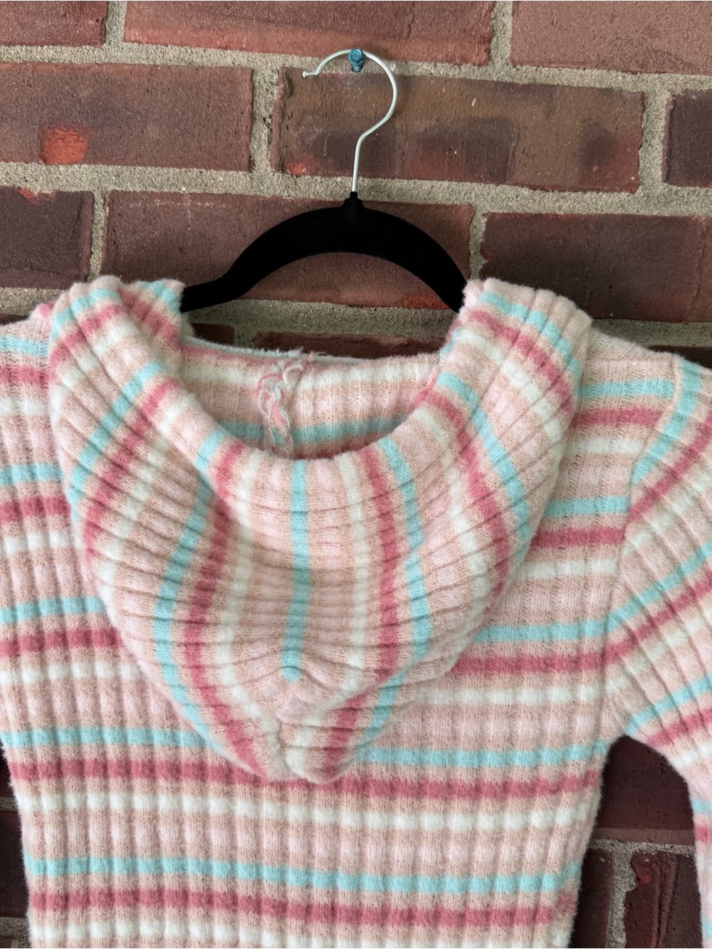 Yeshbounty Women’s Pink Striped Fuzzy Knit Zip Hoodie Sweater Cropped Size Small - Picture 6 of 7